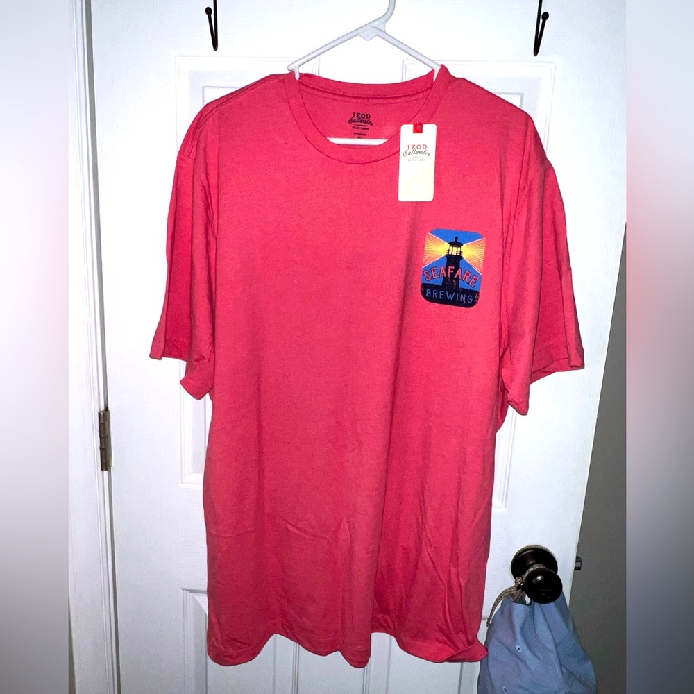 IZOD men’s relaxed classic tshirt.Riptide Sound Seafare Brewing lighthouse XL